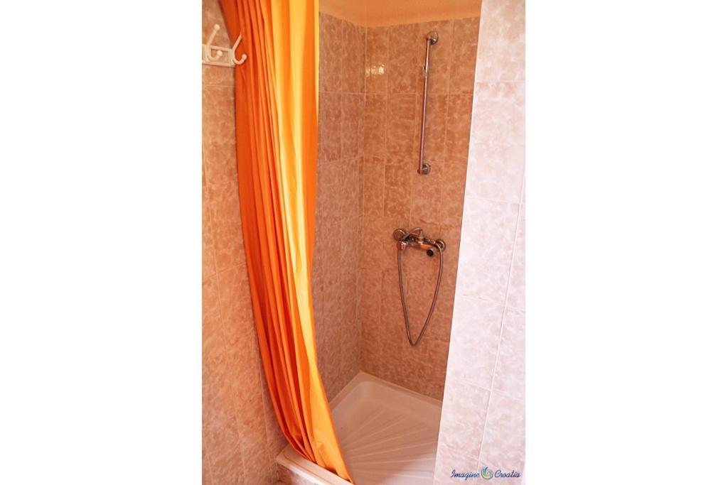 Studio Apartment In Pisak With Sea View, Balcony, Air Conditioning, Wi-Fi Exterior photo